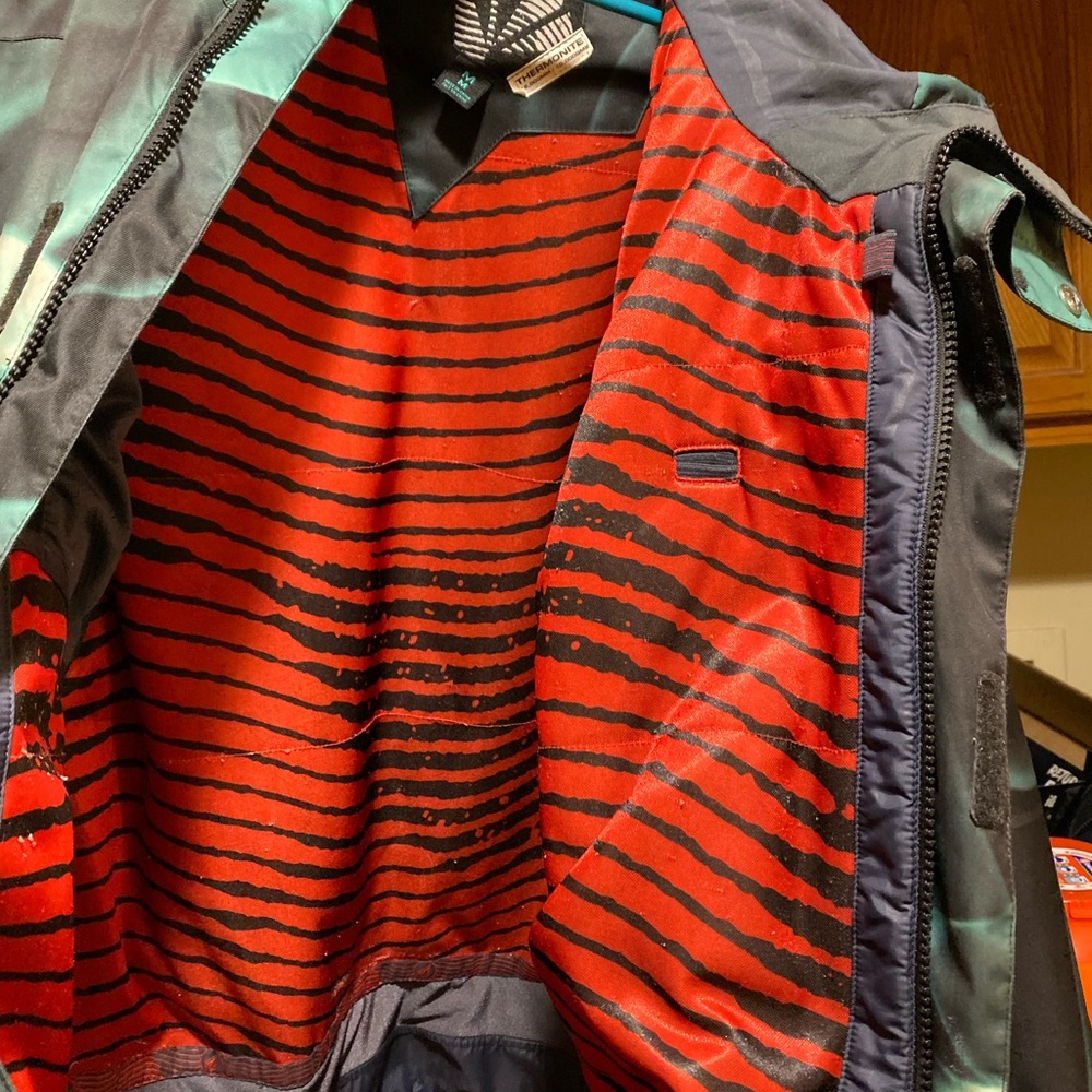 Volvo’s snowboard jacket